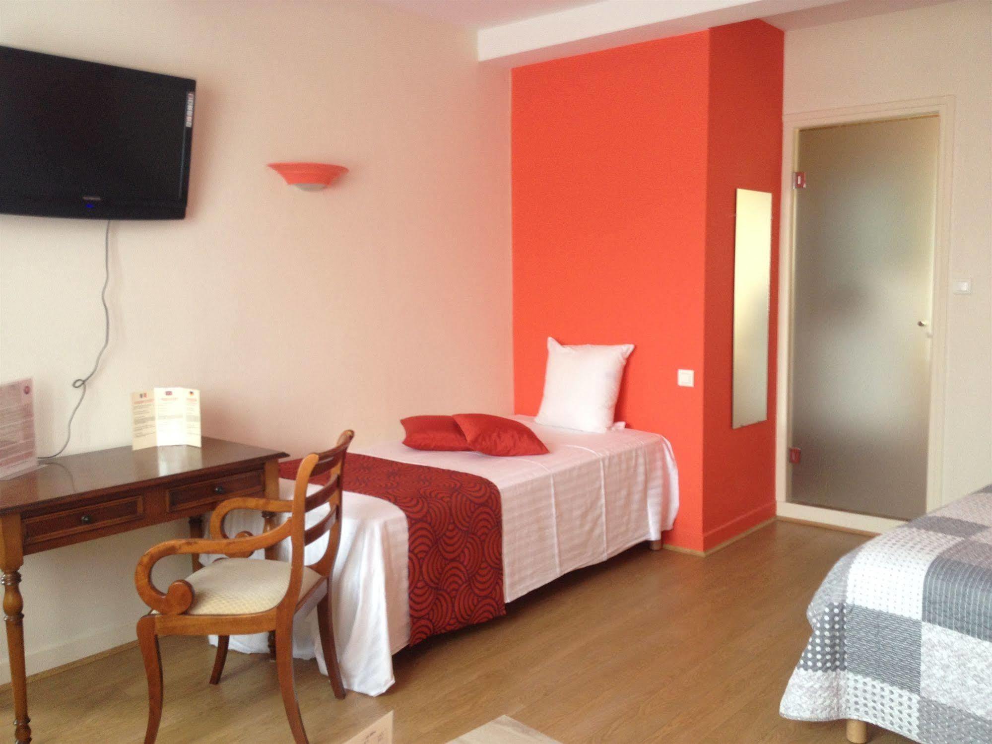Hotel Le Chapon Fin Moissac Kültér fotó