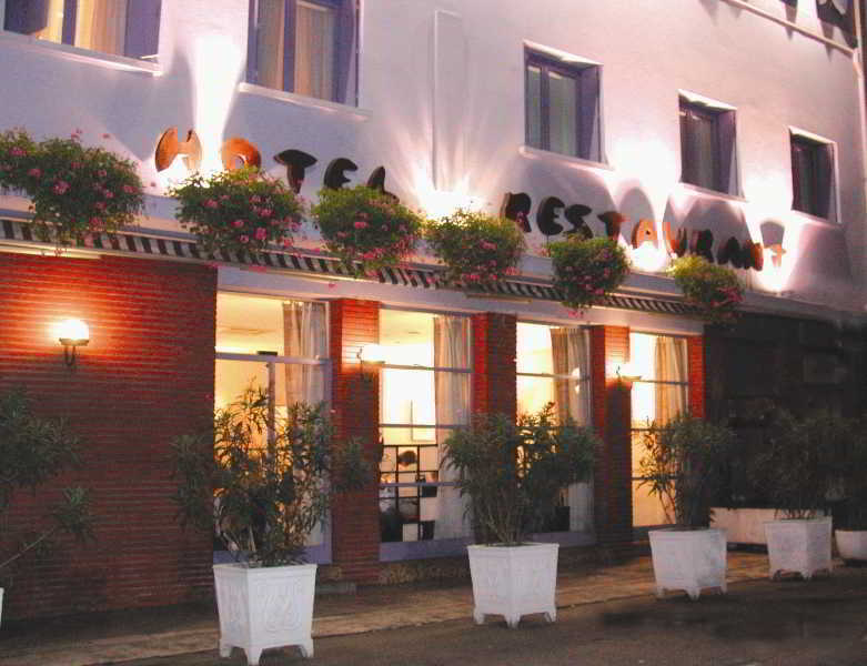 Hotel Le Chapon Fin Moissac Kültér fotó