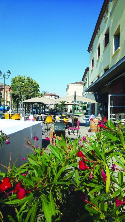 Hotel Le Chapon Fin Moissac Kültér fotó